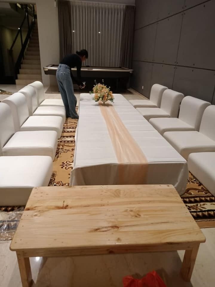 Meja Lesehan Kayu: Pilihan Tradisional yang Fungsional dan Estetik