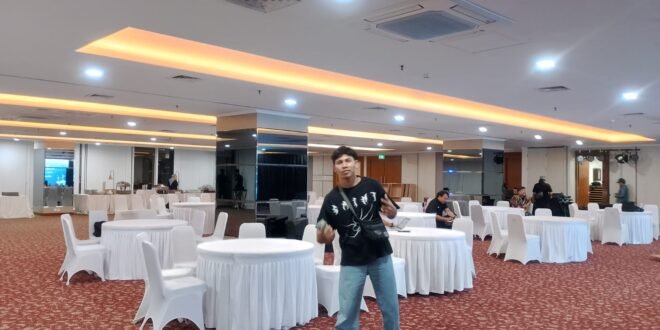 Sewa Meja Bulat D160 Kramat Jati Jakarta Timur