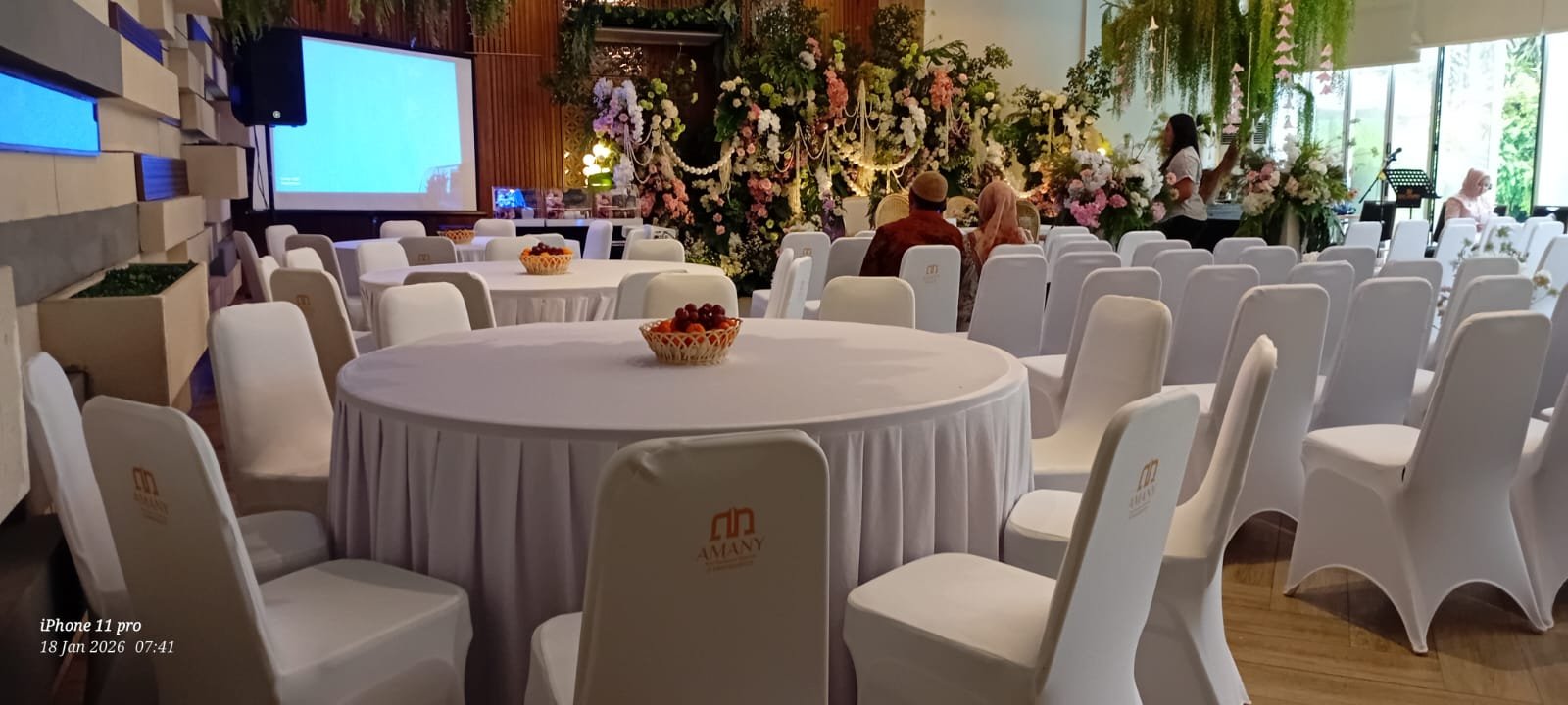 Sewa Meja Bulat Pasar Minggu Jakarta Selatan